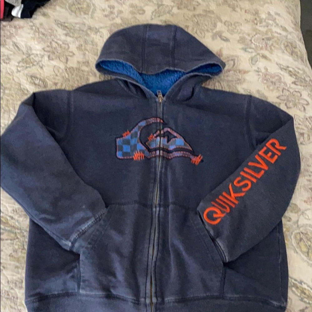 Boys 10/12 Vintage Quicksilver hoodie jacket.